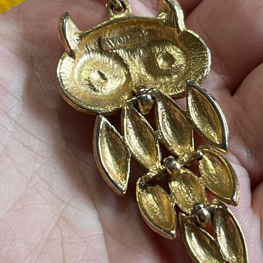 VTG Avon Signed Owl Gold Tone Metal Costume Jewelry Whimsigoth Necklace - Picture 5 of 6